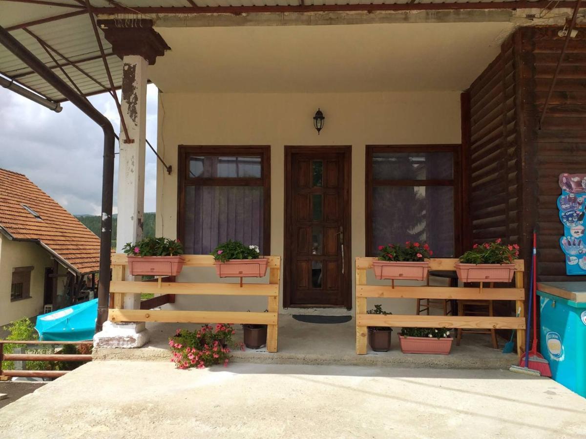 Apartman Milica Kremna Ngoại thất bức ảnh