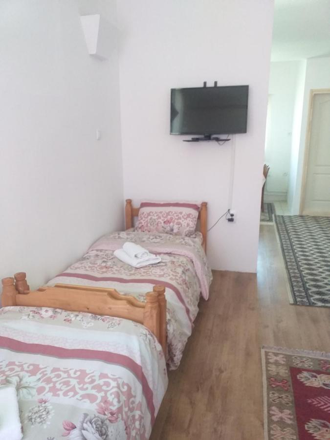 Apartman Milica Kremna Ngoại thất bức ảnh